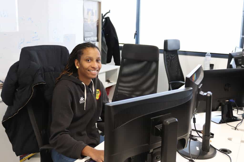 Rencontre avec Israëlle, développeuse chez A5sys.